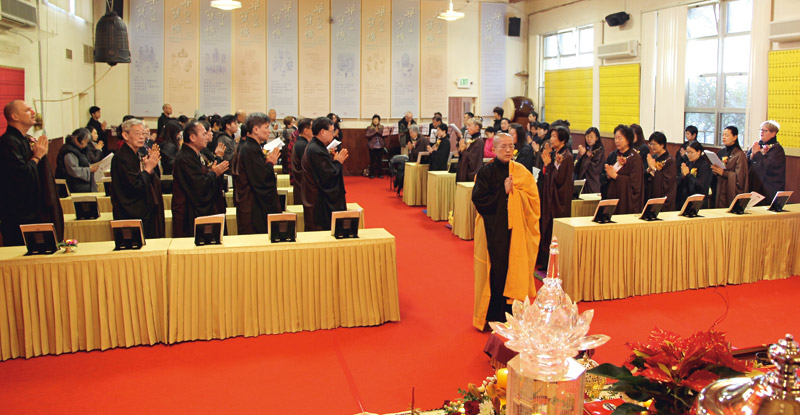 美国佛门寺启建报恩梁皇宝忏暨二○一七年新春祈福法会